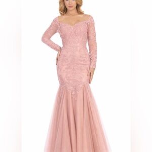 Pink Lace formal Evening Gown